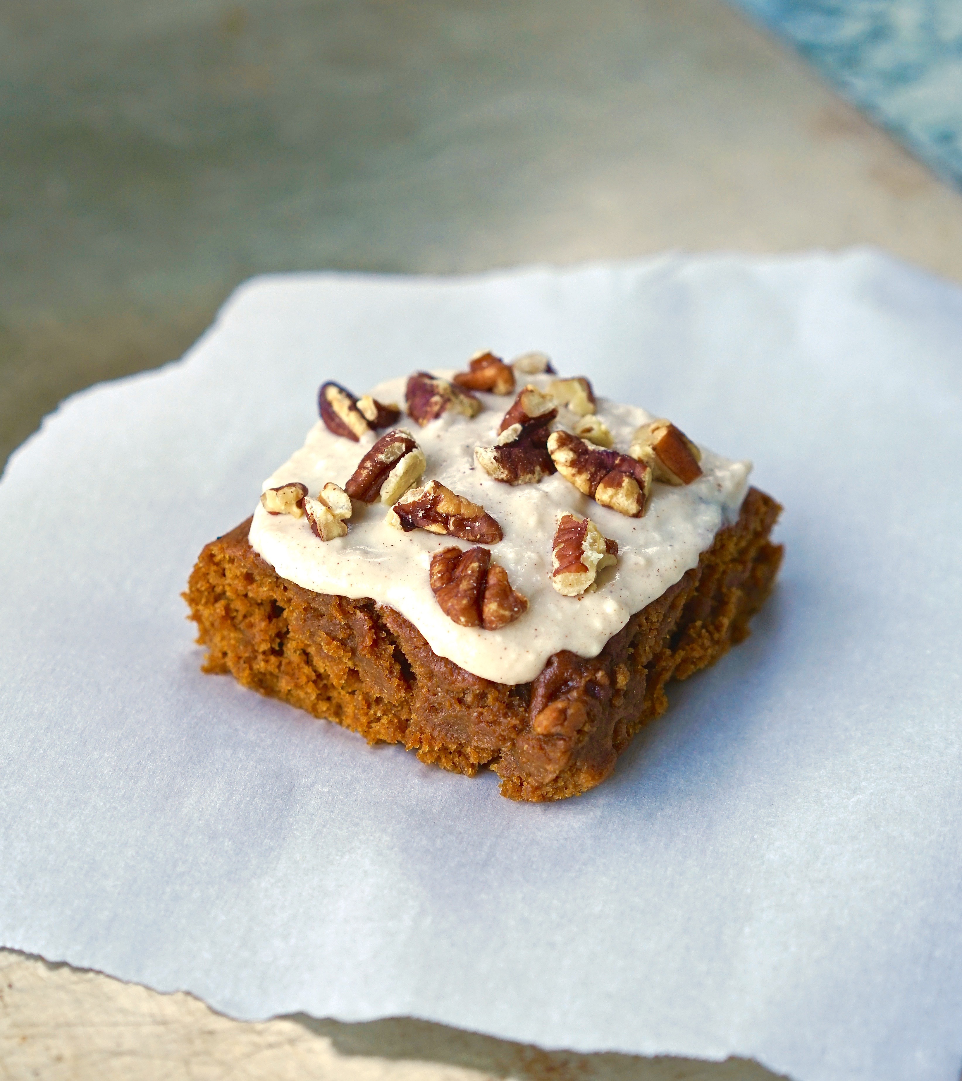 Vegan Pumpkin Spice Bars with Maple Cream Cheese Frosting | Living ...