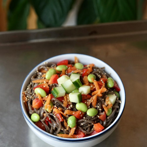 Sesame Ginger Soba Noodles with Edamame & Raw Veggies | Living Healthy in Seattle