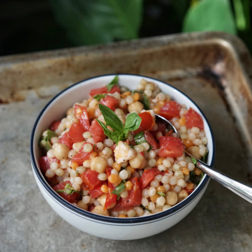 Lemony Israeli Couscous with Chickpeas, Tomato & Basil | Living Healthy in Seattle