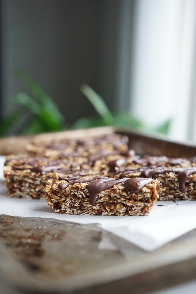 Chewy Apricot Almond Granola Bars with Dark Chocolate Living Healthy